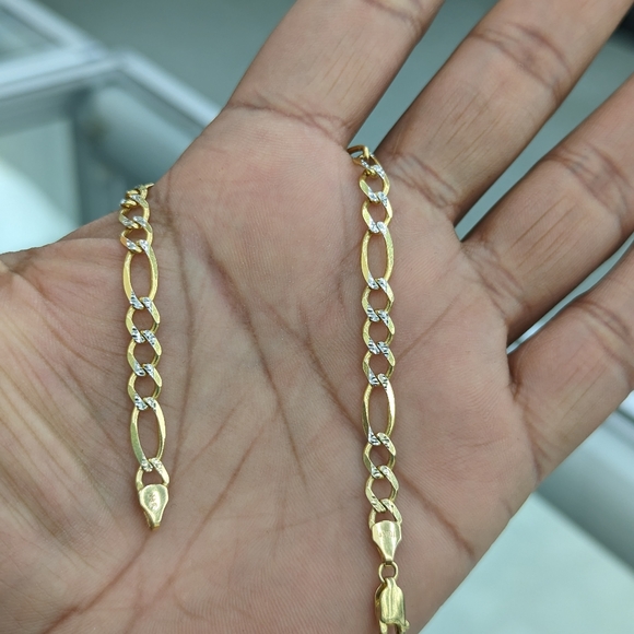 10kt Real solid gold figaro diamond cut bracelet